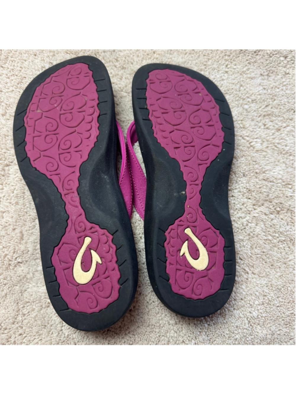 Olukai Ohana Water Resistant Lightweight Flip Flop Sandals 9 - Picture 7 of 8